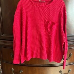 Zenana Outfitters Red Long Sleeve Tee
